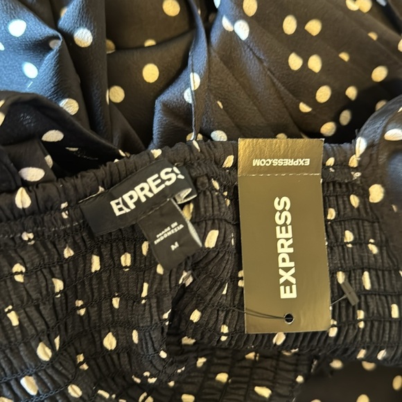 NEW✨Express Dots short romper size M - Picture 10 of 11